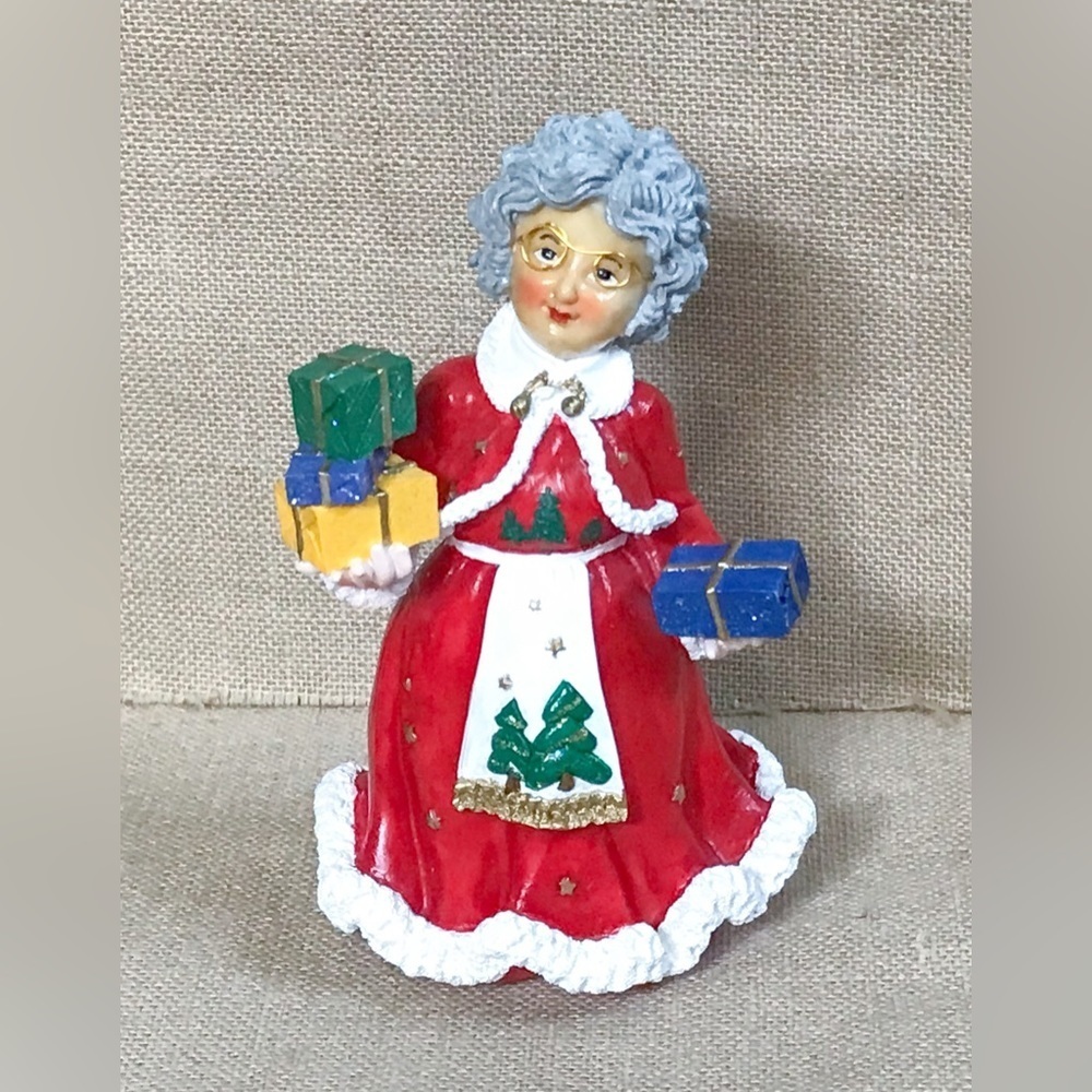 Mrs Claus Figure Hand Painted Old World Rustic Christmas Farmhouse Cottage Core
